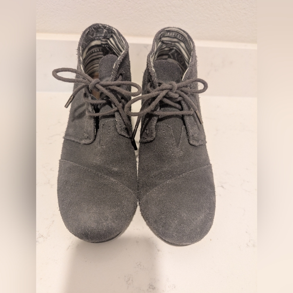 TOMS Wedge Booties 8.5
